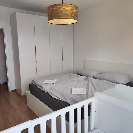 Nfs - Narodny Futbalovy Stadion - * Bratysława